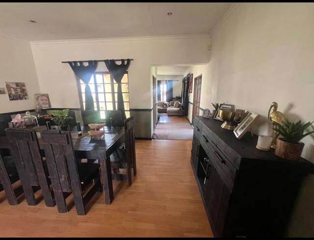 3 BEDROOM PROPERTY TO RENT IN EIKE PARK